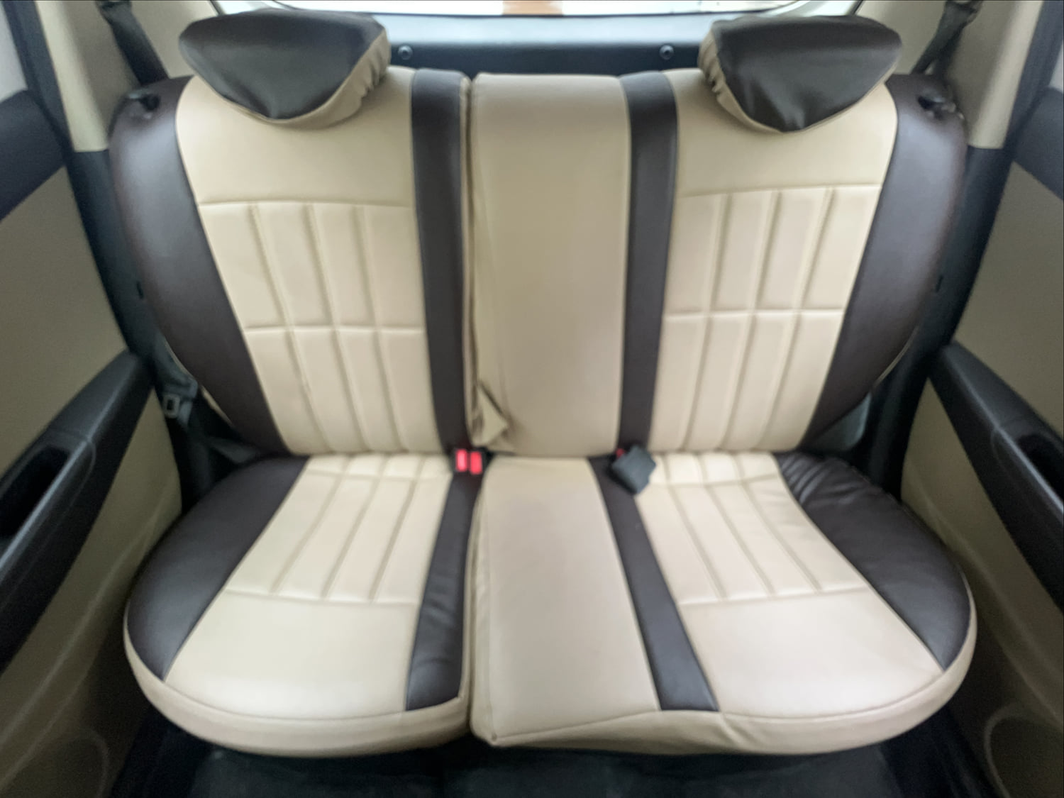 Used 2013 Hyundai i20 Sportz 1.2 Petrol Manual interior REAR SEAT CONDITION VIEW