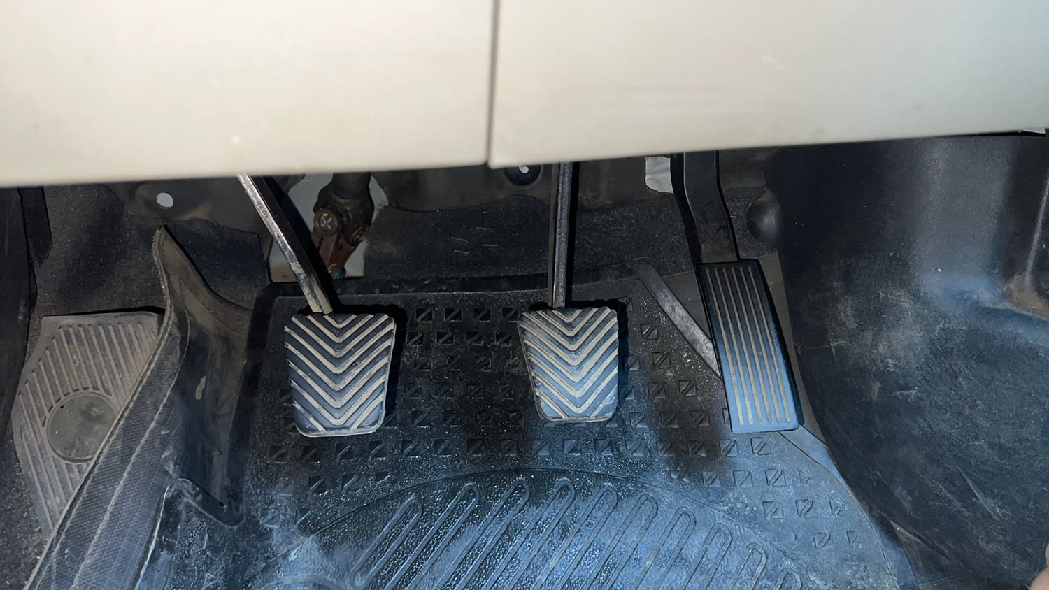 Used 2013 Hyundai i20 Sportz 1.2 Petrol Manual interior PEDALS VIEW
