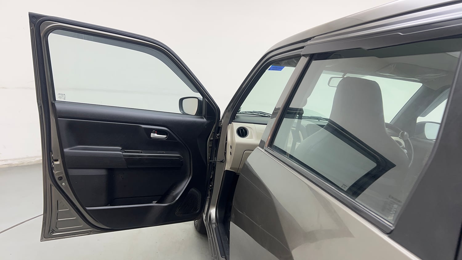 Used 2023 Maruti Suzuki Wagon R VXI 1.0 AGS Petrol Automatic interior LEFT FRONT DOOR OPEN VIEW