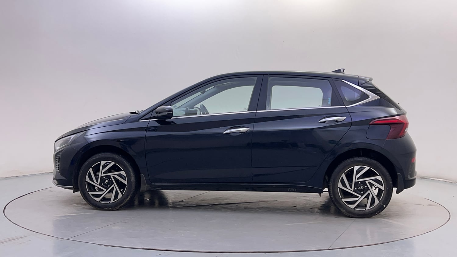 Used 2024 Hyundai New i20 Asta (O) 1.2 MT Petrol Manual exterior LEFT SIDE VIEW