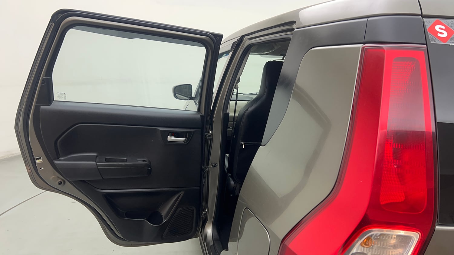 Used 2023 Maruti Suzuki Wagon R VXI 1.0 AGS Petrol Automatic interior LEFT REAR DOOR OPEN VIEW