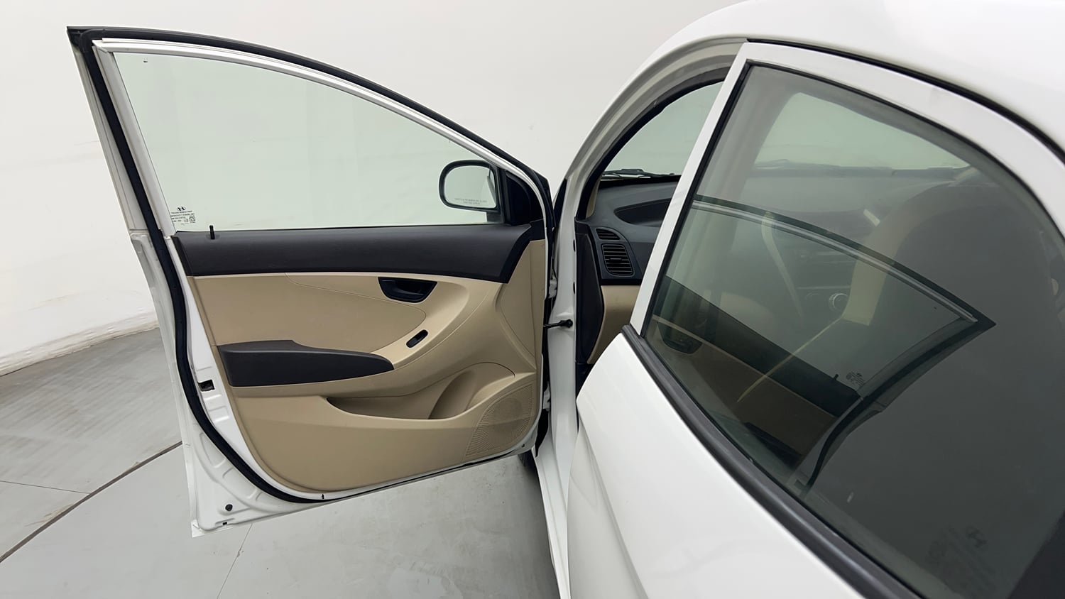 Used 2016 Hyundai Eon Era + Petrol Manual interior LEFT FRONT DOOR OPEN VIEW