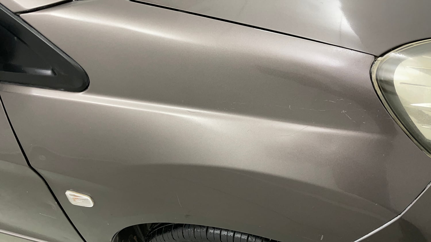 Used 2013 Honda Brio E MT Petrol Manual dents MINOR DENT