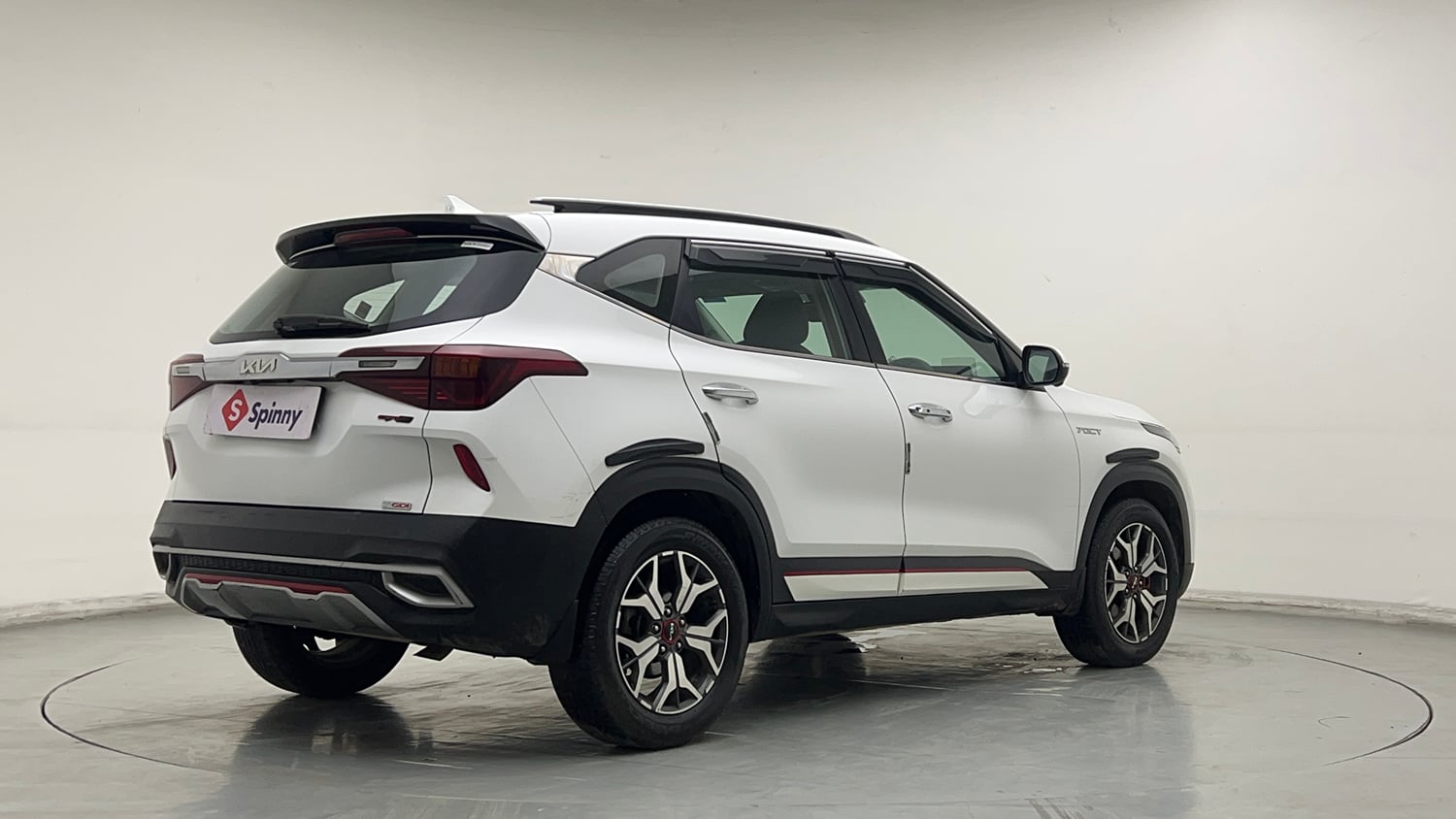 Used 2022 Kia Seltos GTX Plus 1.4 DCT Petrol Automatic exterior RIGHT REAR CORNER VIEW