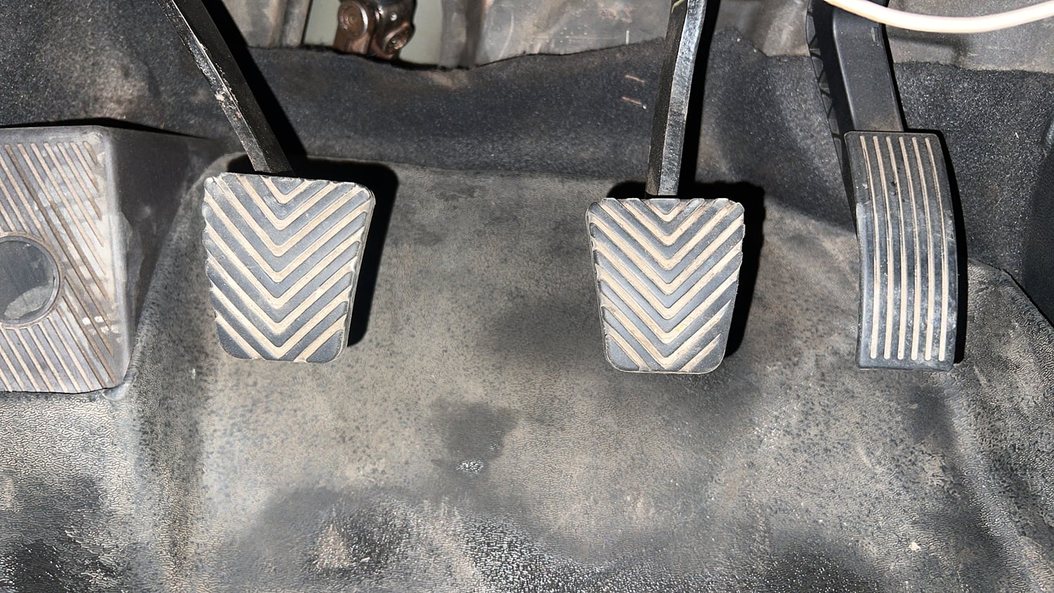 Used 2016 Hyundai Elite i20 Asta 1.2 Petrol Manual interior PEDALS VIEW