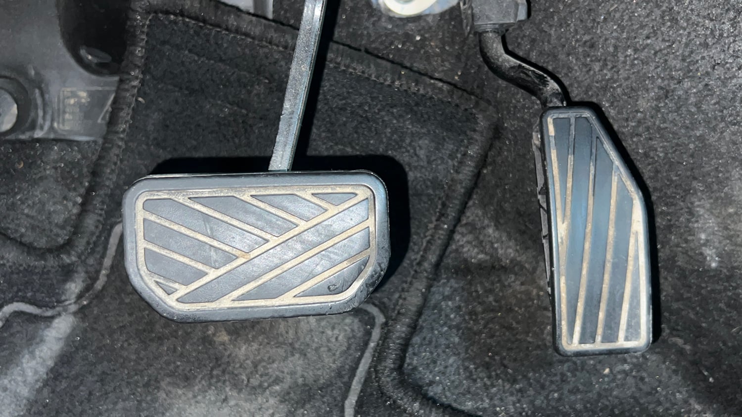 Used 2023 Maruti Suzuki Wagon R VXI 1.0 AGS Petrol Automatic interior PEDALS VIEW