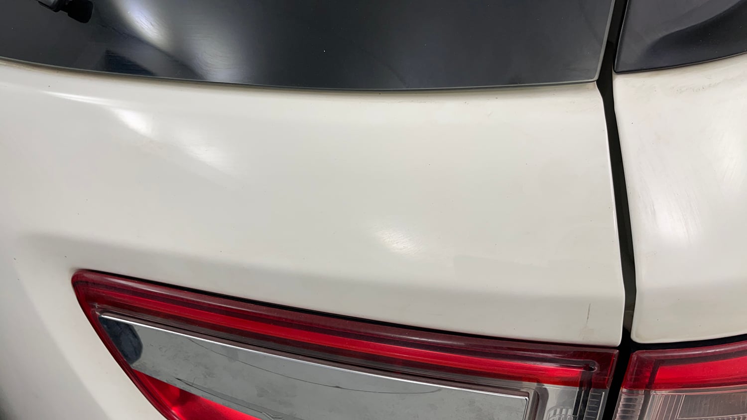 Used 2018 Ford EcoSport Titanium + 1.5L TDCi Diesel Manual dents MINOR SCRATCH