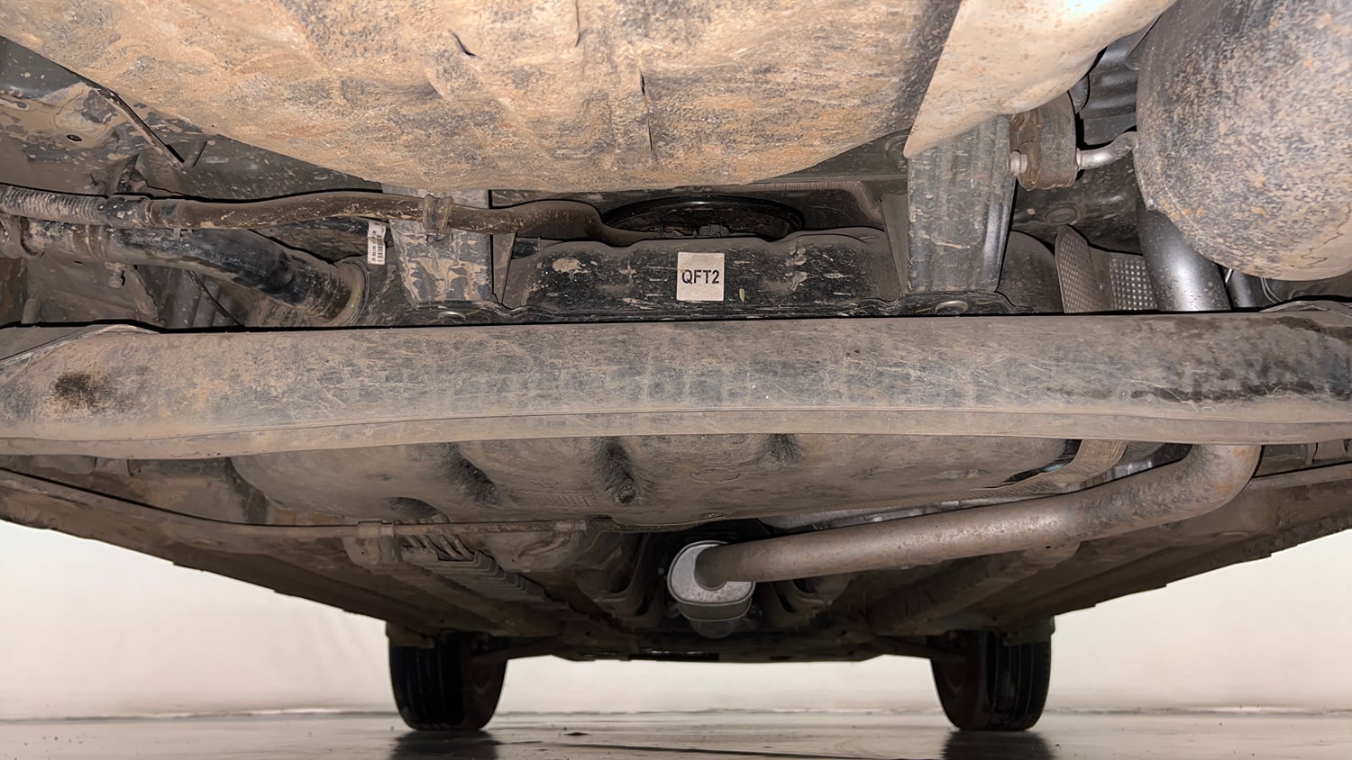 Used 2020 Hyundai Venue SX Plus 1.0 Turbo DCT Petrol Automatic extra REAR UNDERBODY VIEW (TAKEN FROM REAR)