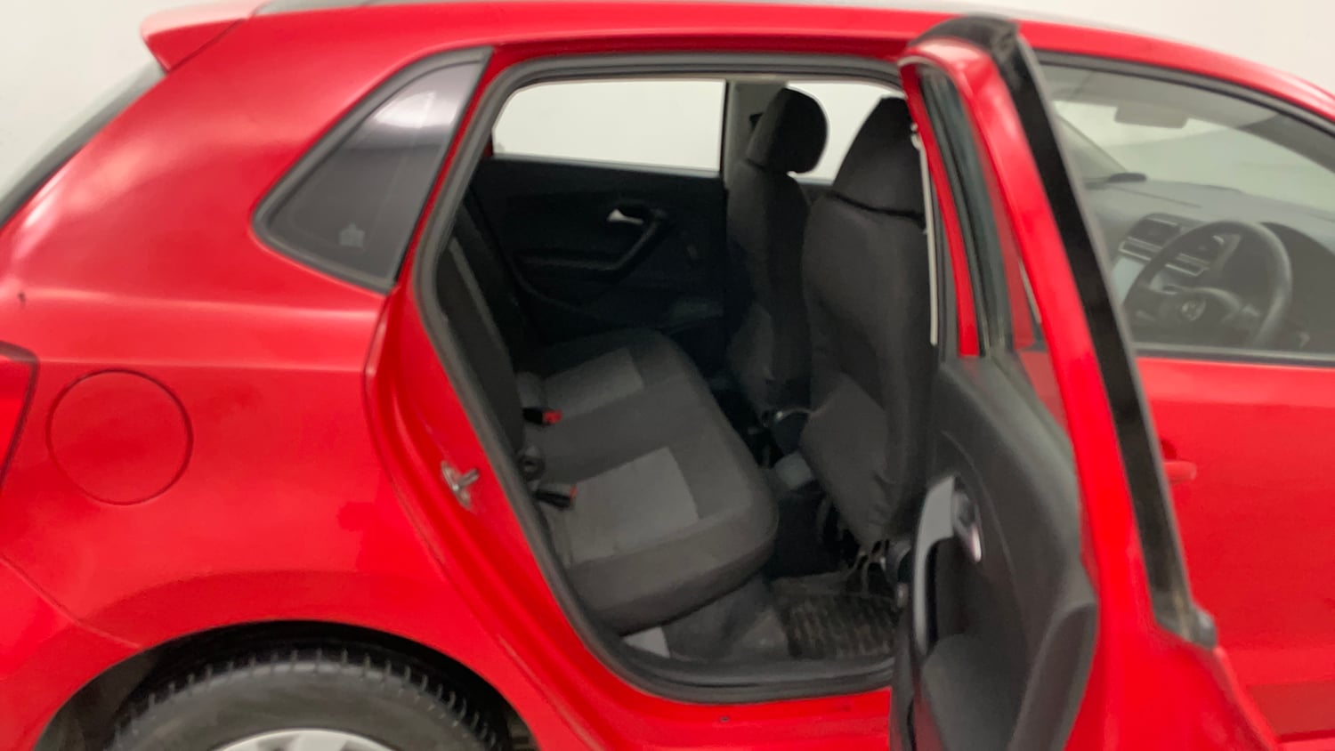 Used 2019 Volkswagen Polo Trendline 1.0L (P) Petrol Manual interior RIGHT SIDE REAR DOOR CABIN VIEW