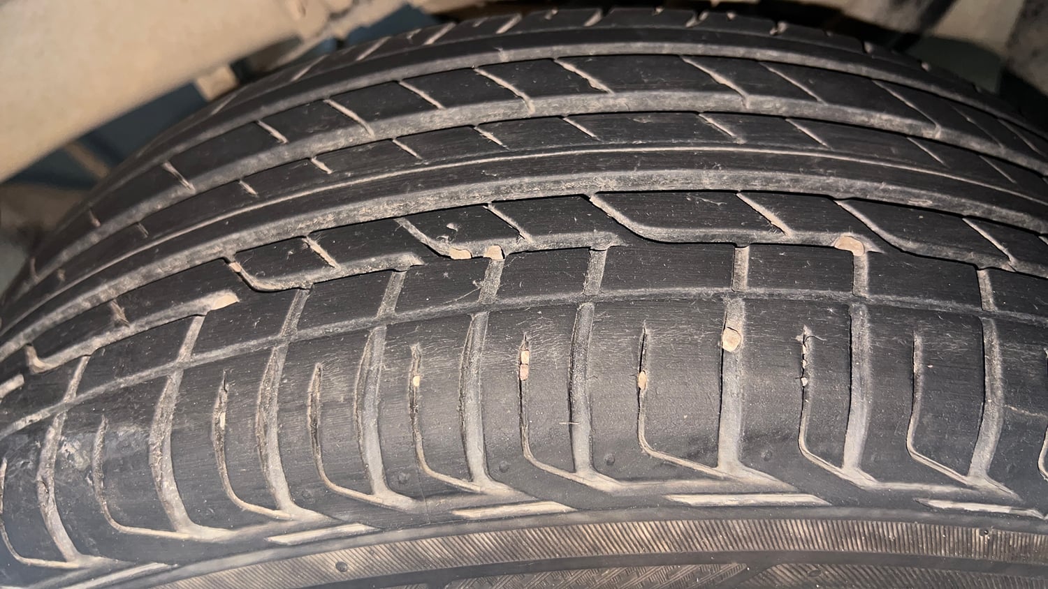 Used 2024 Tata Nexon Smart Plus 1.2 Petrol 6AMT Petrol Automatic tyres LEFT REAR TYRE TREAD VIEW