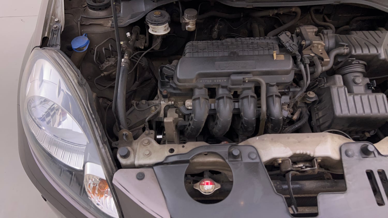 Used 2014 Honda Amaze 1.2 S i-VTEC Petrol Manual engine ENGINE RIGHT SIDE VIEW
