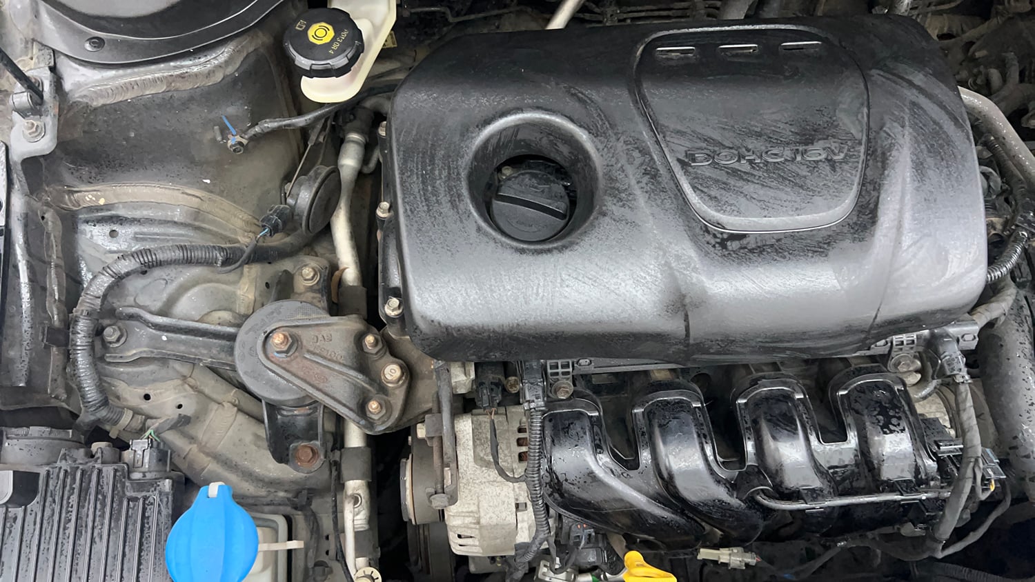 Used 2018 Hyundai Verna SX (O) 1.6 VTVT AT Petrol Automatic engine ENGINE RIGHT SIDE VIEW