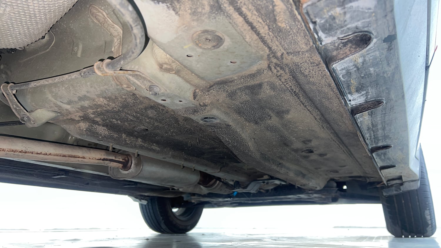 Used 2023 Kia Sonet GTX Plus 1.0 Turbo Petrol DCT Petrol Automatic extra REAR RIGHT UNDERBODY VIEW