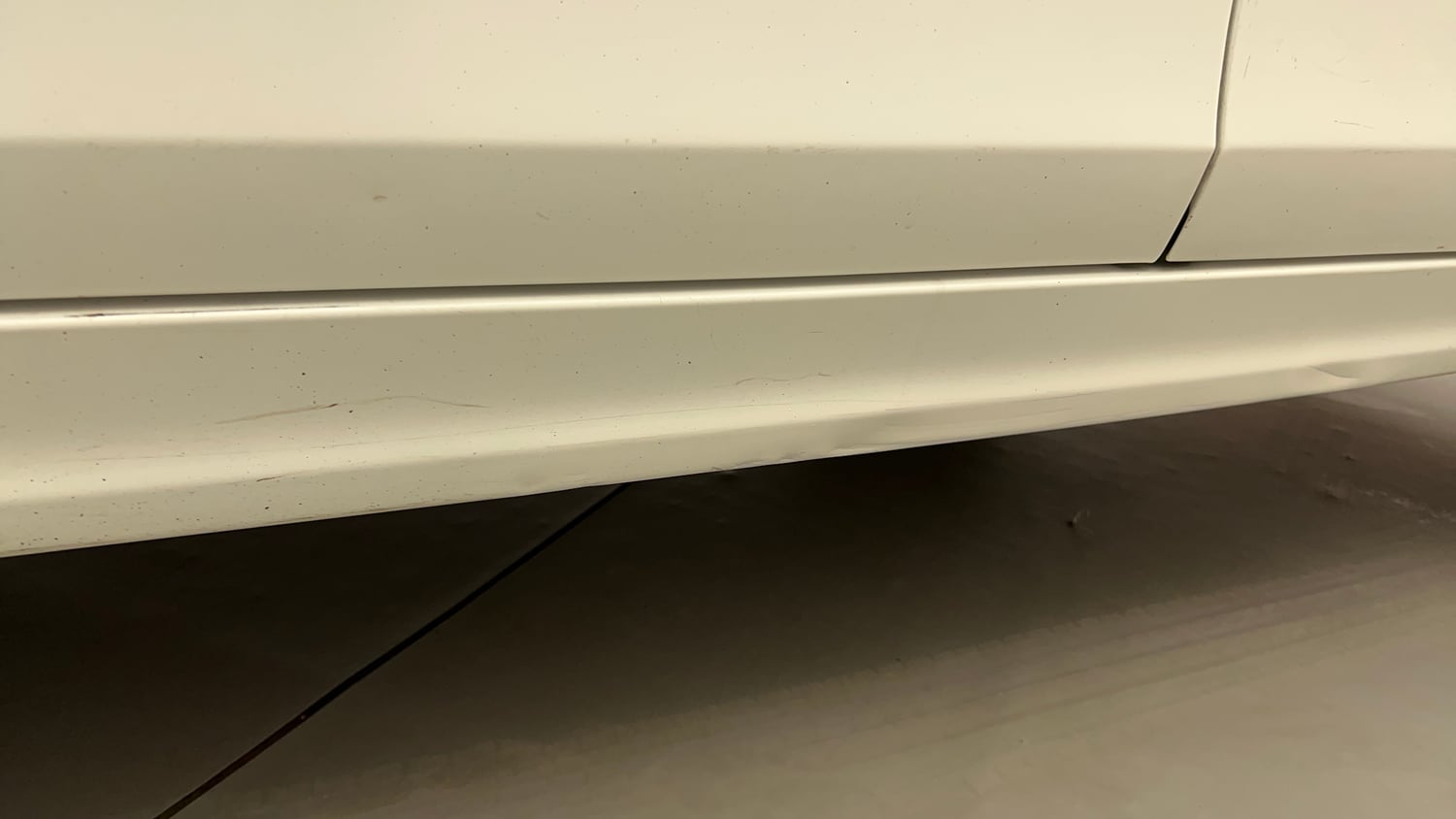 Used 2019 Tata Tiago Revotron XZ w/o Alloy Petrol Manual dents MINOR DENT