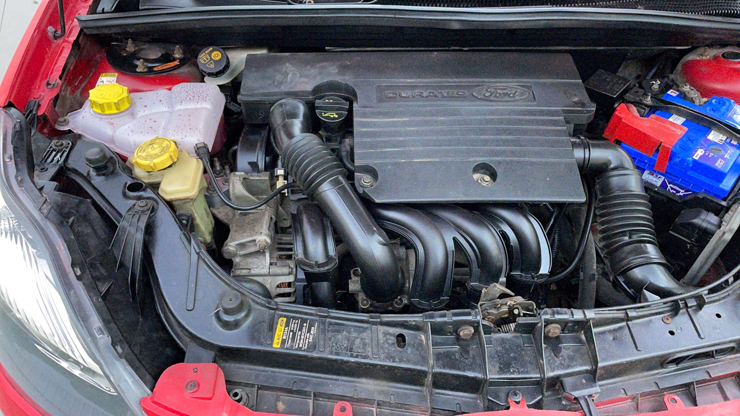Used 2012 Ford Figo Duratec Petrol ZXI 1.2 Petrol Manual engine ENGINE RIGHT SIDE VIEW