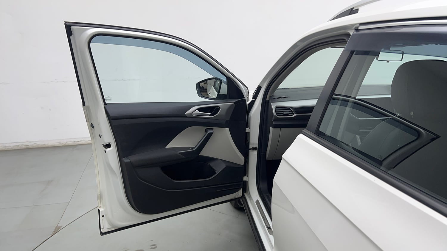 Used 2022 Volkswagen Taigun Highline 1.0 TSI MT Petrol Manual interior LEFT FRONT DOOR OPEN VIEW