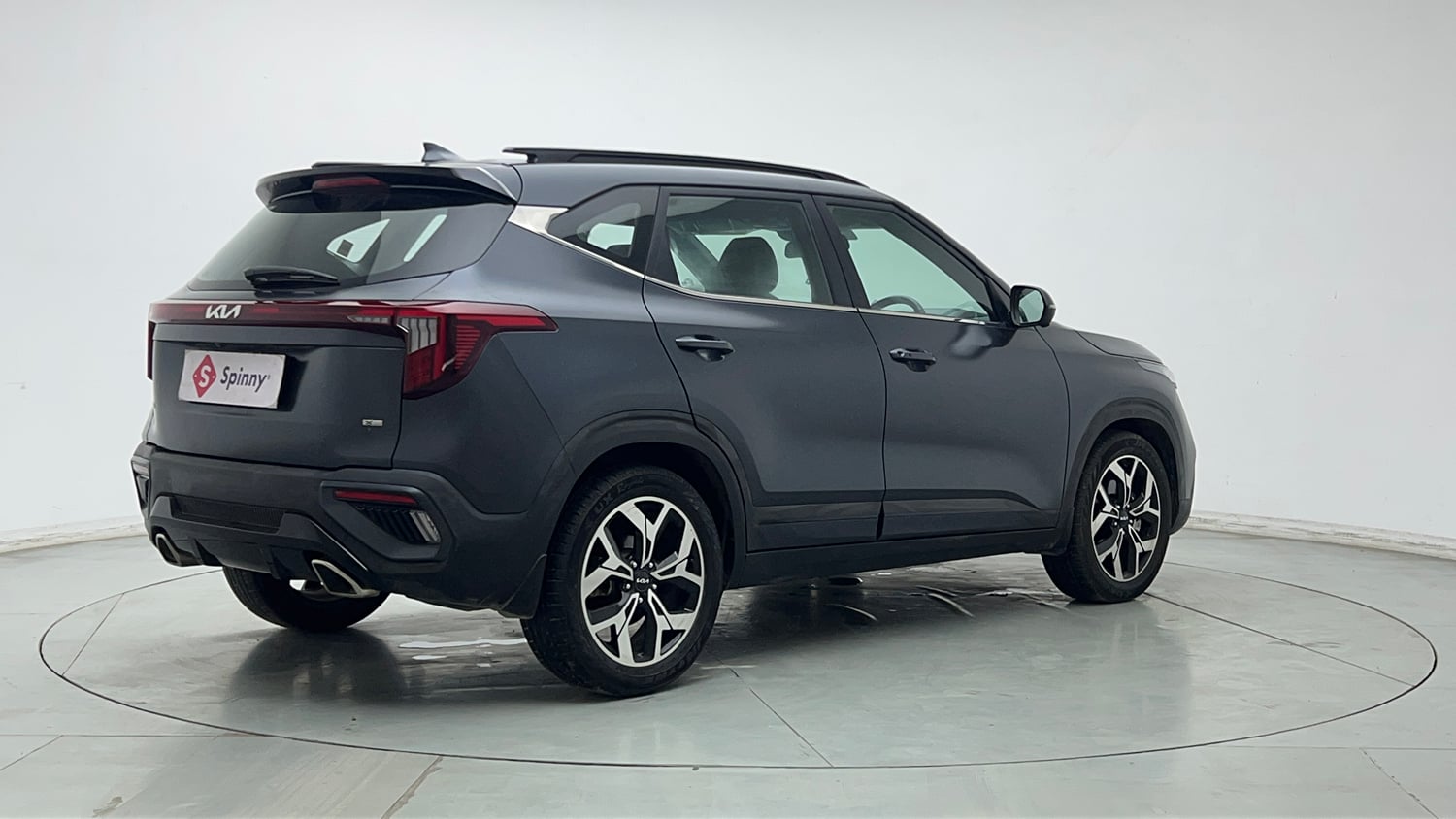 Used 2024 Kia Seltos X Line 1.5 Turbo Petrol DCT Petrol Automatic exterior RIGHT REAR CORNER VIEW