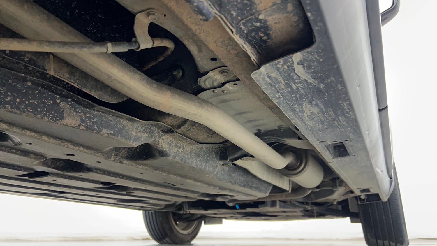 Used 2024 Honda Elevate Apex Edition VX CVT Petrol Automatic extra REAR RIGHT UNDERBODY VIEW