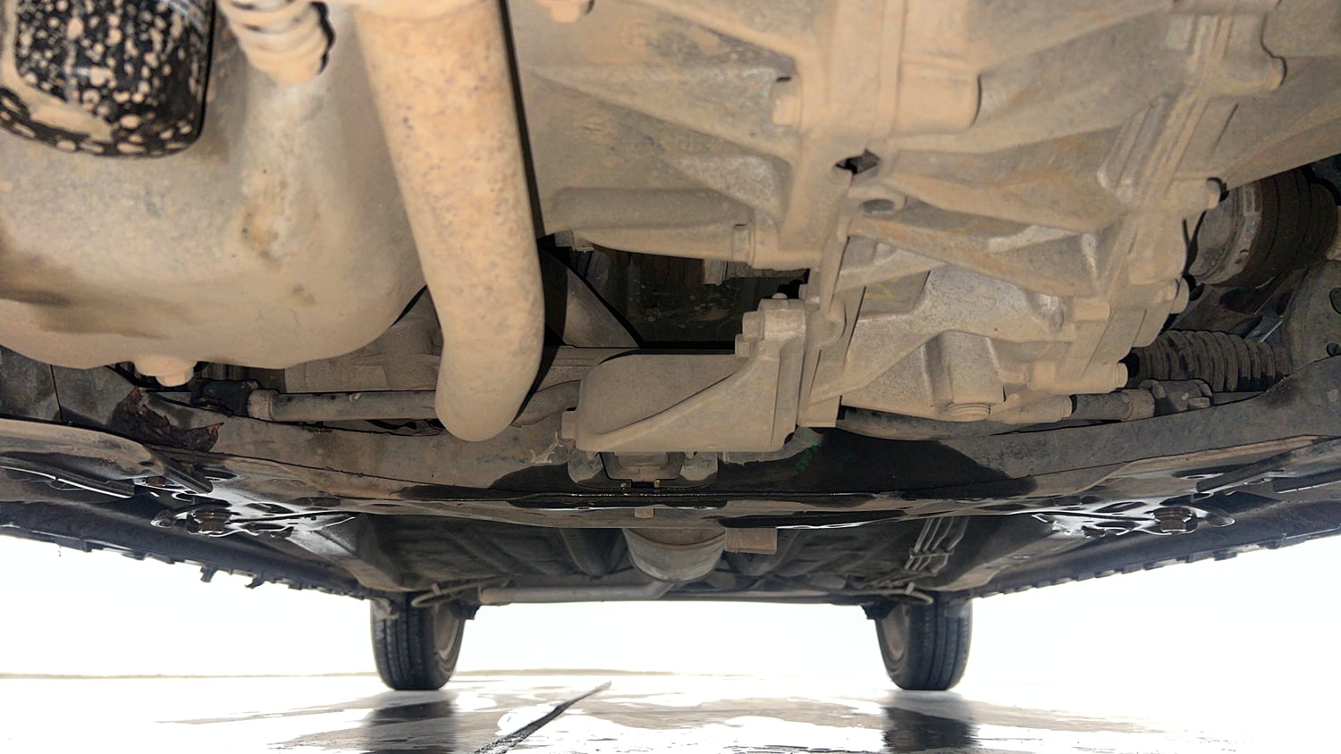 Used 2022 Maruti Suzuki Ignis Zeta 1.2 AMT Petrol Automatic extra FRONT LEFT UNDERBODY VIEW