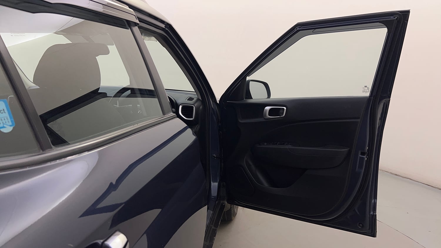 Used 2020 Hyundai Venue SX Plus 1.0 Turbo DCT Petrol Automatic interior RIGHT FRONT DOOR OPEN VIEW