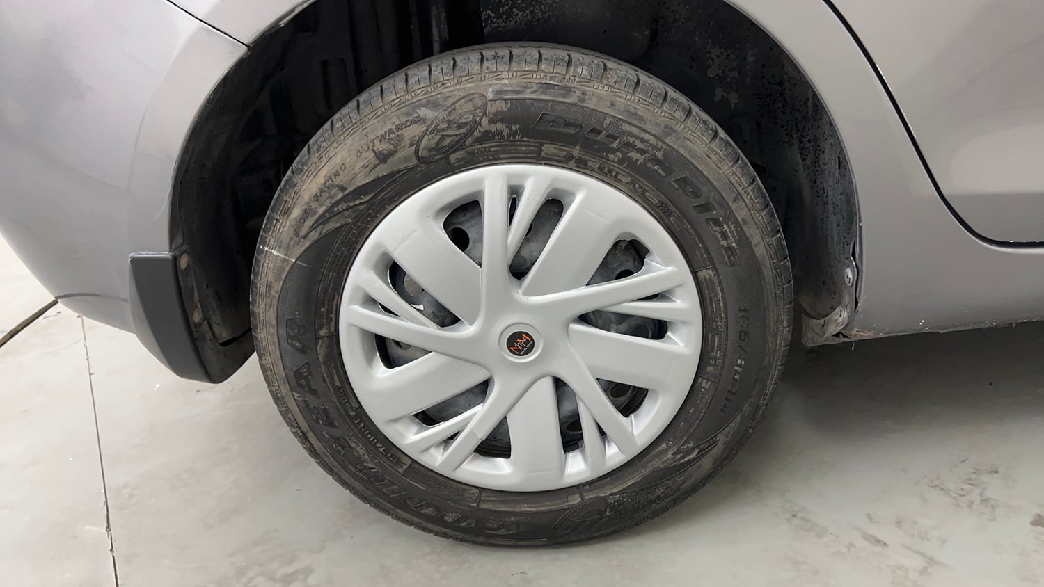 Used 2012 Maruti Suzuki Swift Dzire VXI Petrol Manual tyres RIGHT REAR TYRE RIM VIEW