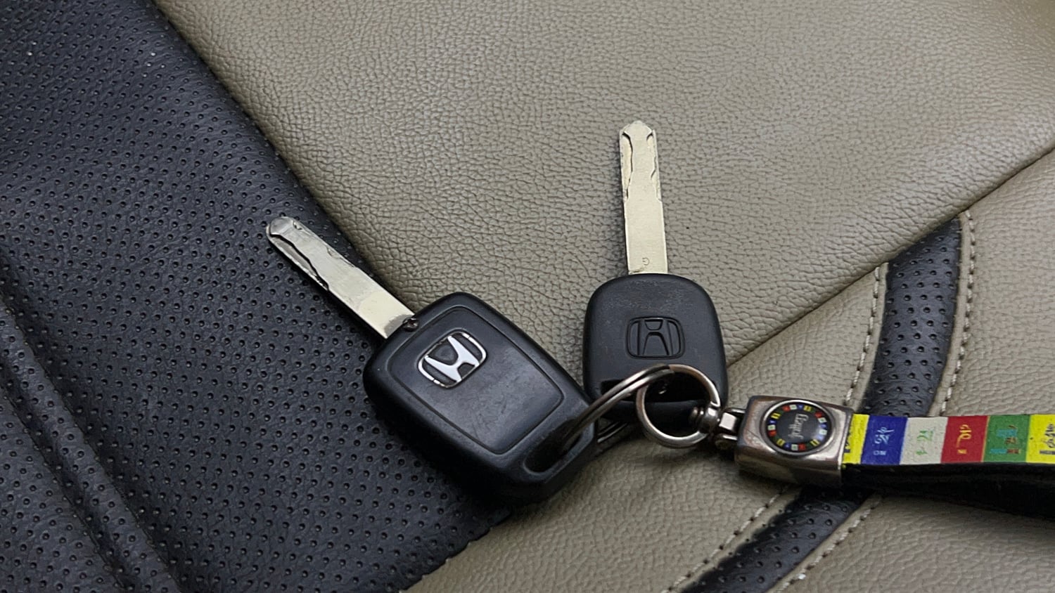 Used 2016 Honda Jazz V AT Petrol Petrol Automatic extra CAR KEY VIEW
