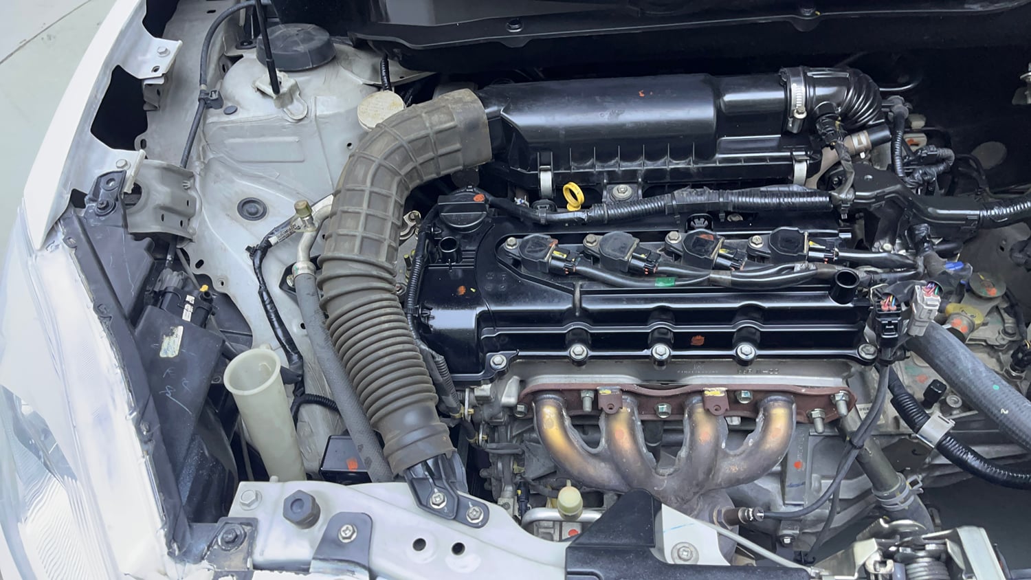 Used 2017 Maruti Suzuki Dzire VXi Petrol Manual engine ENGINE RIGHT SIDE VIEW