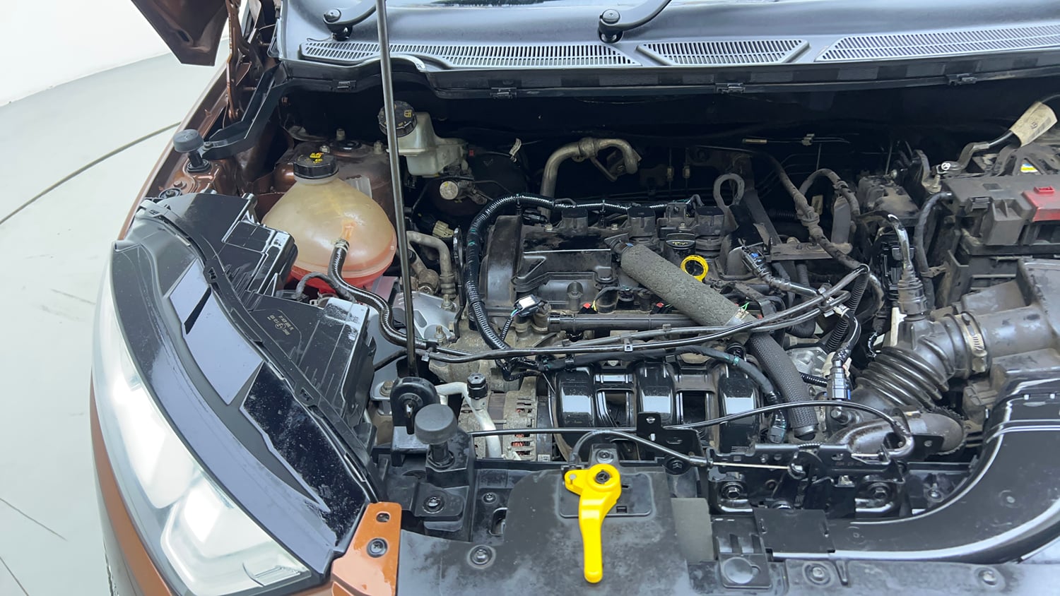 Used 2019 Ford EcoSport Titanium 1.5L Ti-VCT Petrol Manual engine ENGINE RIGHT SIDE VIEW