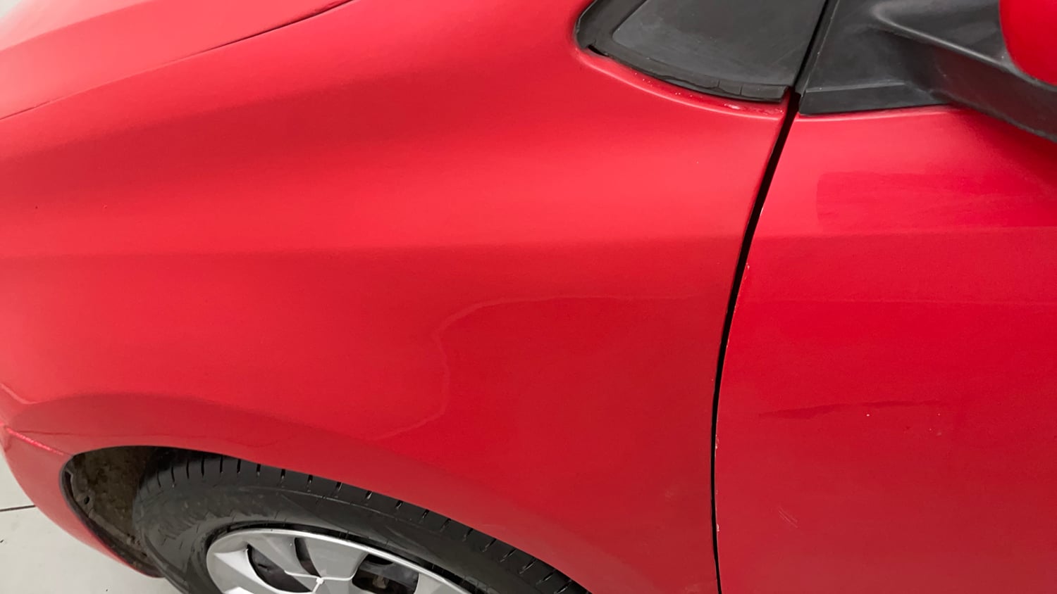 Used 2019 Volkswagen Polo Trendline 1.0L (P) Petrol Manual dents MINOR SCRATCH