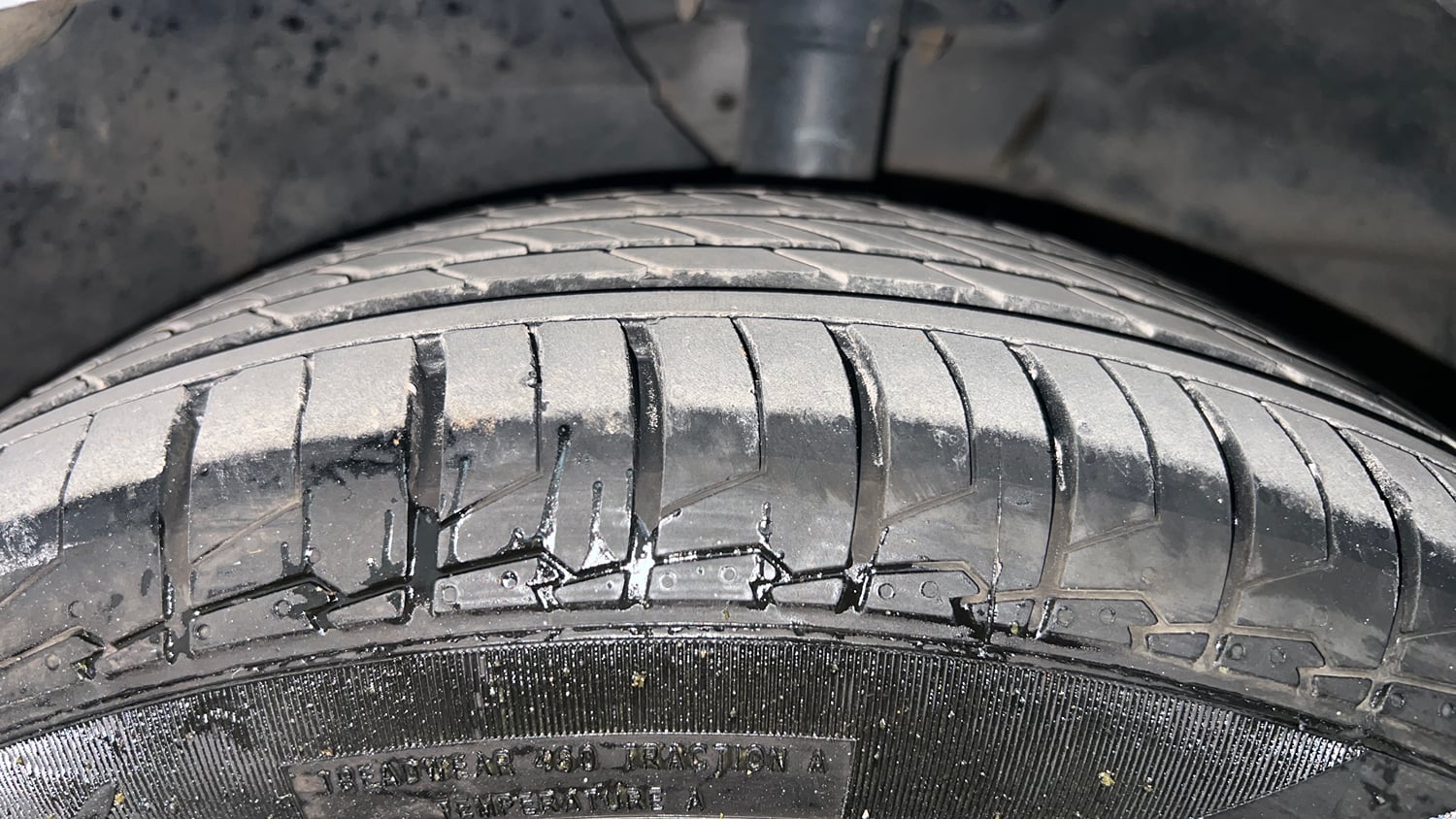 Used 2020 Ford EcoSport Trend 1.5L TDCi Diesel Manual tyres LEFT FRONT TYRE TREAD VIEW