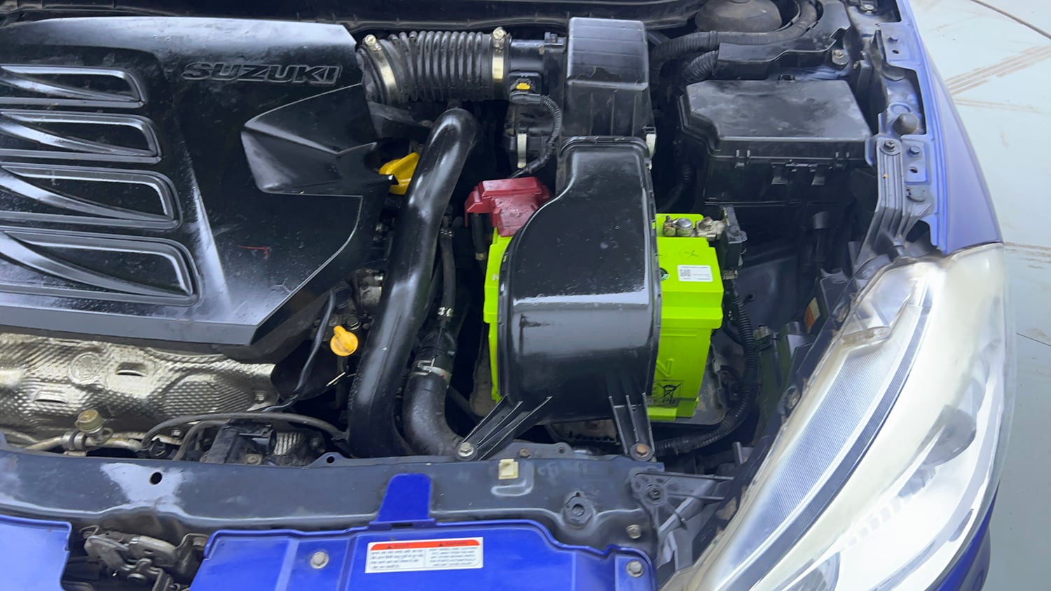 Used 2015 Maruti Suzuki S-Cross Alpha 1.6 Diesel Manual engine ENGINE LEFT SIDE VIEW