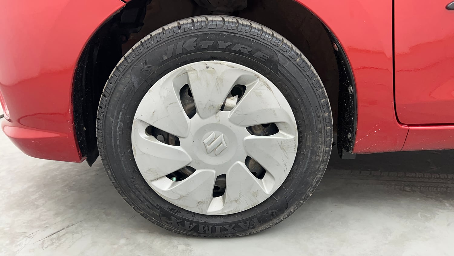 Used 2017 Maruti Suzuki Celerio ZXi AMT Petrol Automatic tyres LEFT FRONT TYRE RIM VIEW
