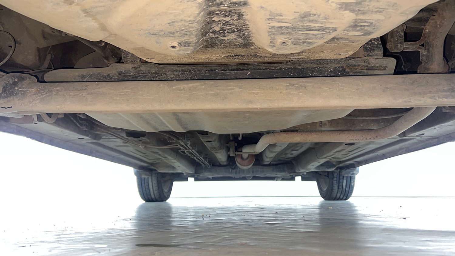 Used 2022 Tata Punch Camo Accomplished Dazzle AMT Petrol Automatic extra REAR UNDERBODY VIEW (TAKEN FROM REAR)