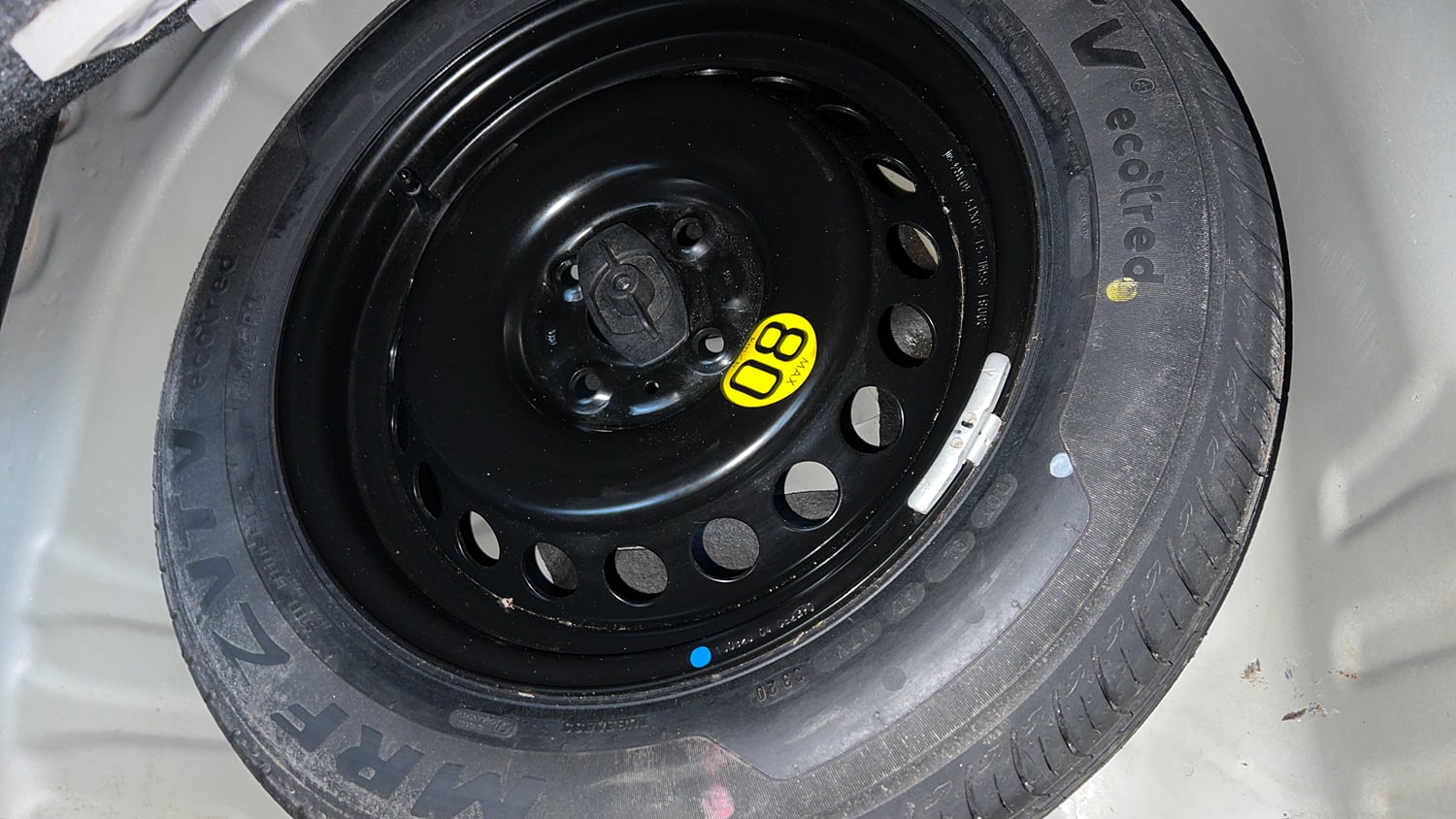 Used 2020 Maruti Suzuki Baleno Zeta Petrol Manual tyres SPARE TYRE VIEW