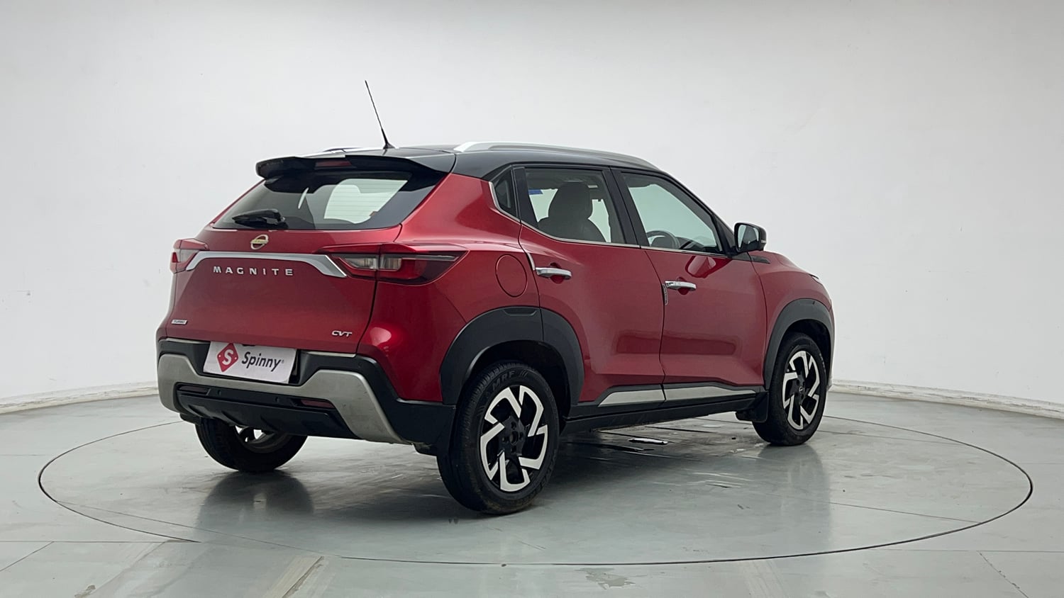Used 2021 Nissan Magnite XV Premium Turbo (O) CVT Dual Tone Petrol Automatic exterior RIGHT REAR CORNER VIEW
