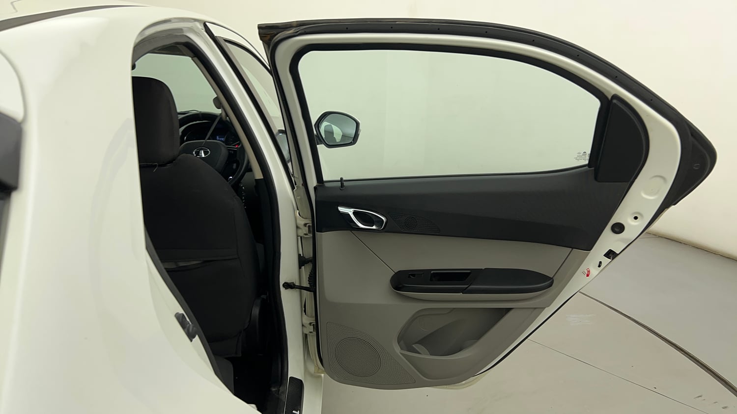 Used 2019 Tata Tiago Revotron XZ w/o Alloy Petrol Manual interior RIGHT REAR DOOR OPEN VIEW