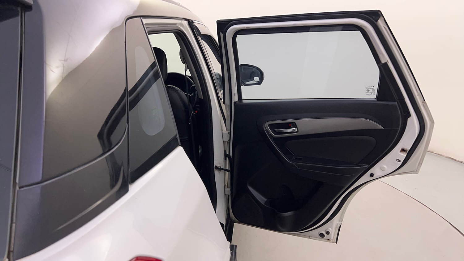 Used 2018 maruti-suzuki Vitara Brezza ZDi Plus AGS Diesel Automatic interior RIGHT REAR DOOR OPEN VIEW