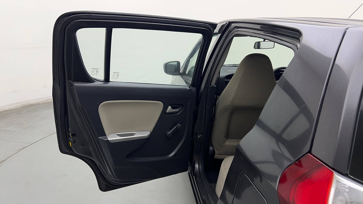 Used 2016 Maruti Suzuki Alto K10 VXi Petrol Manual interior LEFT REAR DOOR OPEN VIEW