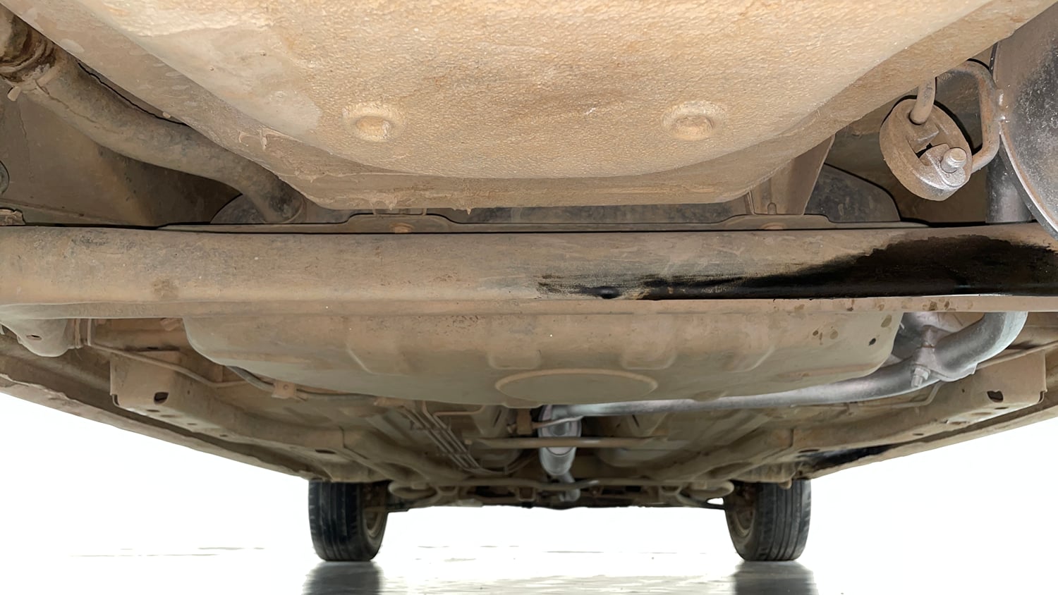 Used 2018 Tata Tiago Revotron XZ Petrol Manual extra REAR UNDERBODY VIEW (TAKEN FROM REAR)