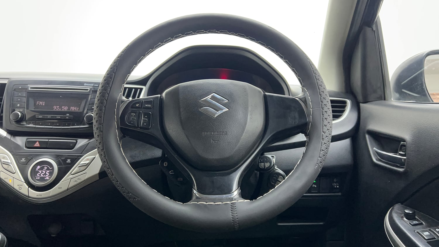Used 2018 Maruti Suzuki Baleno Delta 1.3 Diesel Manual interior STEERING VIEW