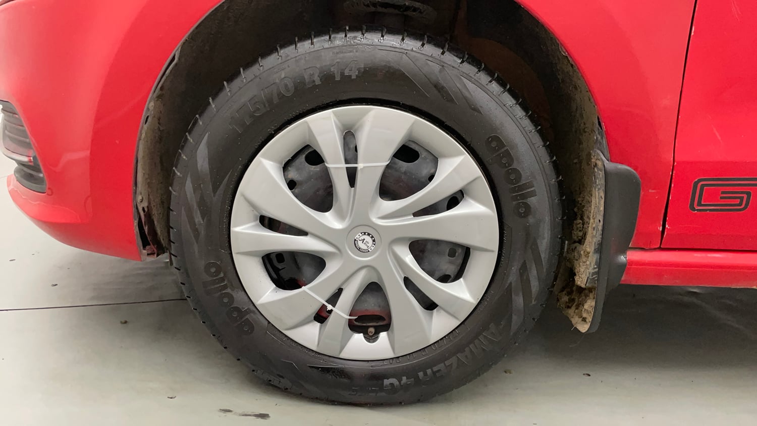 Used 2019 Volkswagen Polo Trendline 1.0L (P) Petrol Manual tyres LEFT FRONT TYRE RIM VIEW