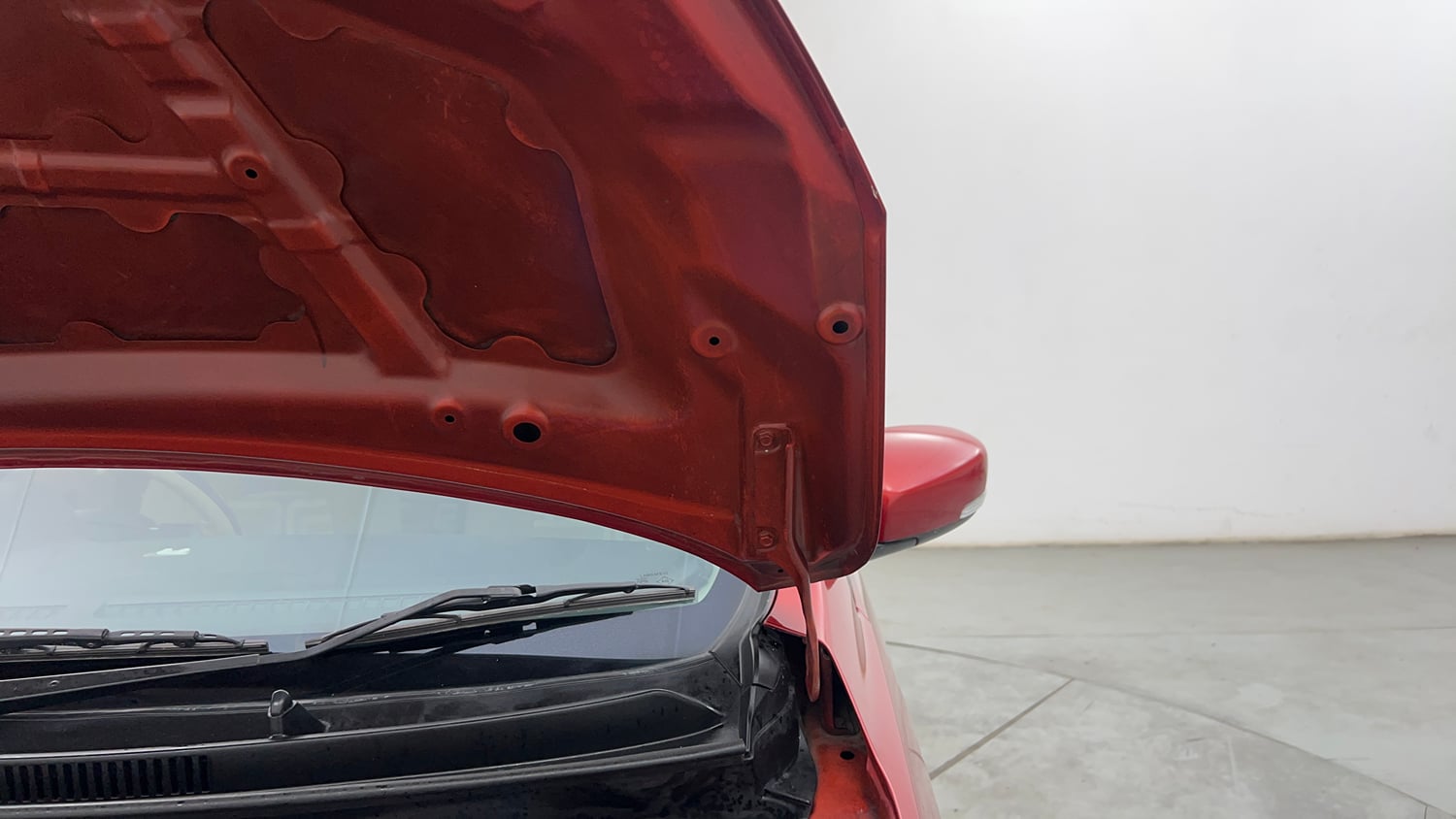 Used 2017 Maruti Suzuki Celerio ZXi AMT Petrol Automatic engine ENGINE LEFT SIDE HINGE & APRON VIEW
