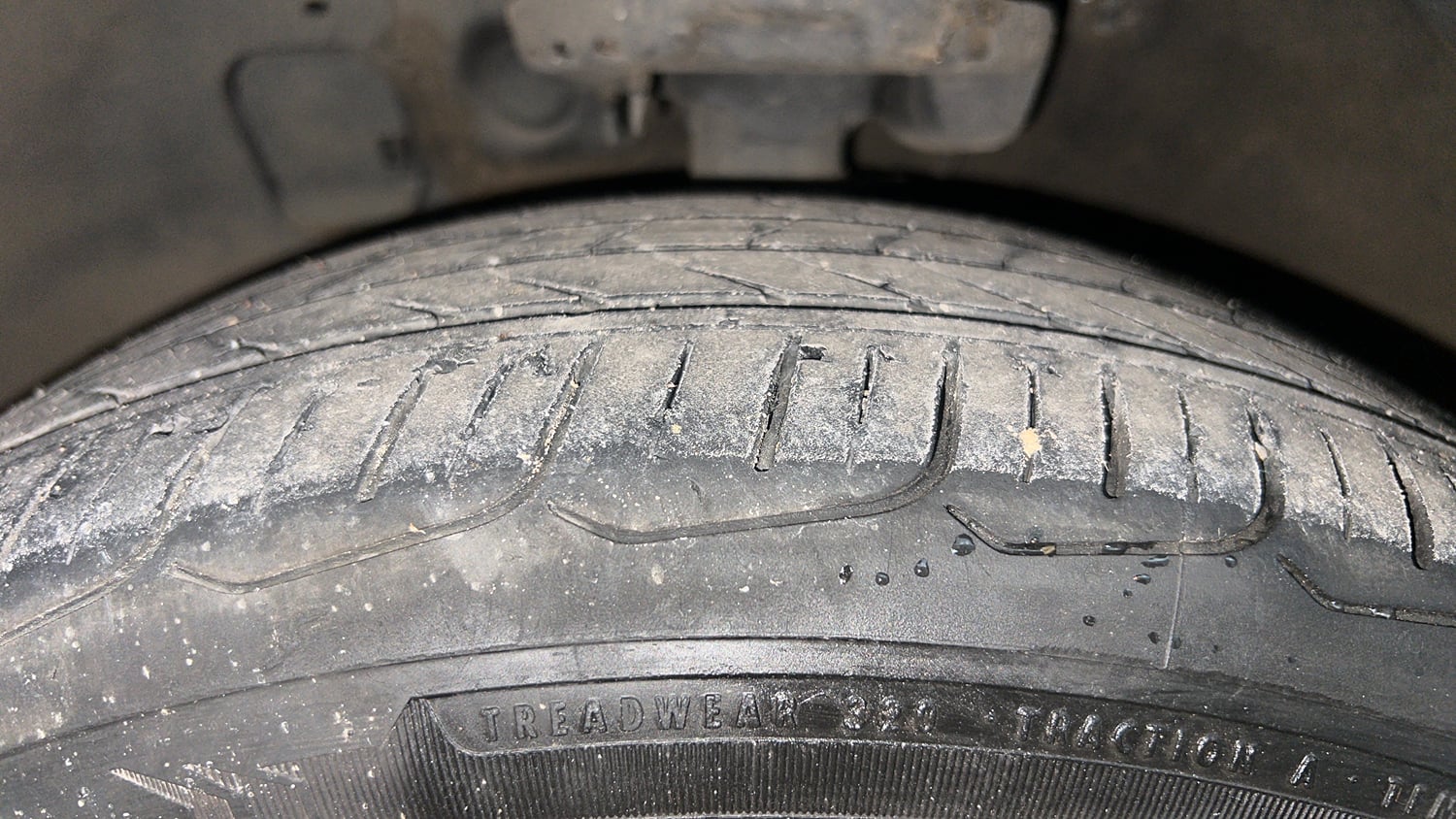 Used 2018 Hyundai Verna SX (O) 1.6 VTVT AT Petrol Automatic tyres LEFT FRONT TYRE TREAD VIEW