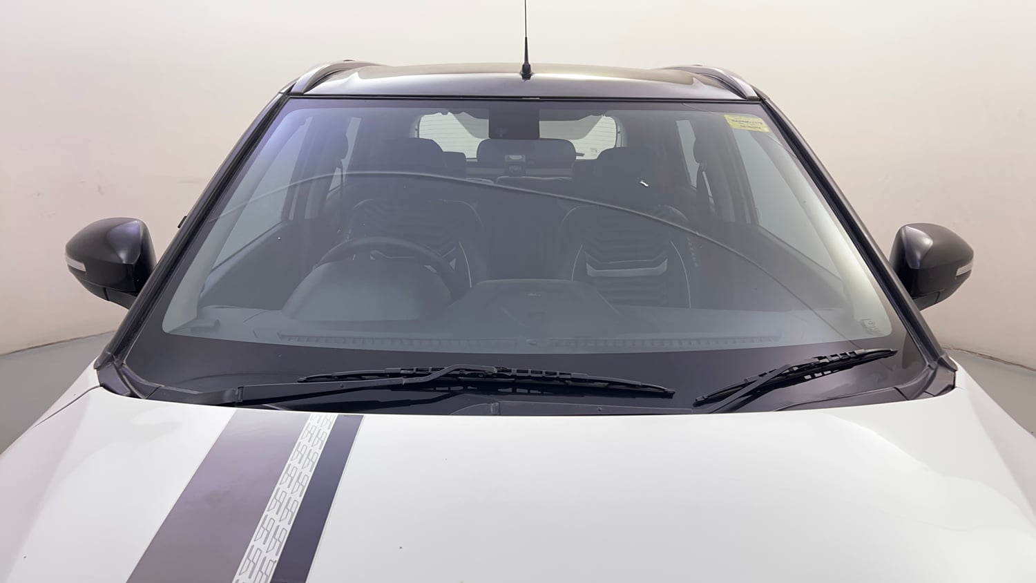 Used 2018 maruti-suzuki Vitara Brezza ZDi Plus AGS Diesel Automatic exterior FRONT WINDSHIELD VIEW