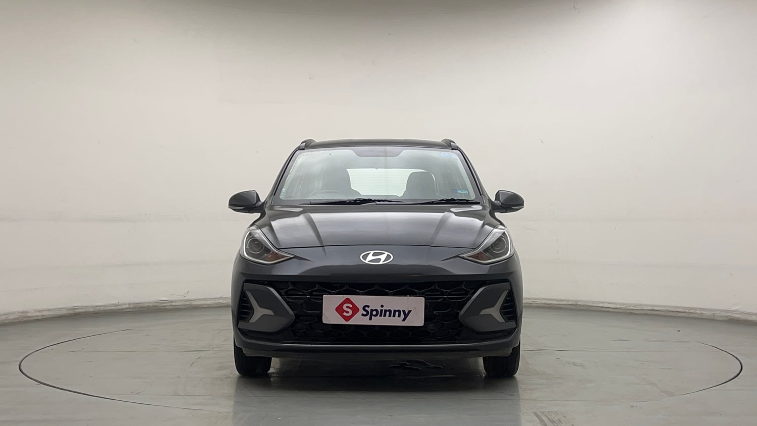 Used 2024 Hyundai Grand i10 Nios Sportz 1.2 Kappa AMT Petrol Automatic exterior FRONT VIEW