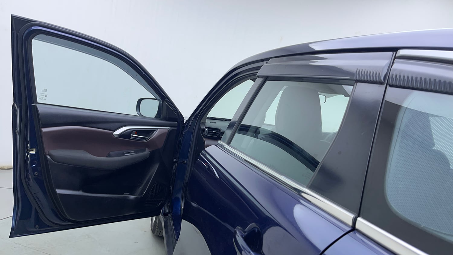 Used 2024 Maruti Suzuki Grand Vitara Sigma Smart Hybrid Petrol Manual interior LEFT FRONT DOOR OPEN VIEW
