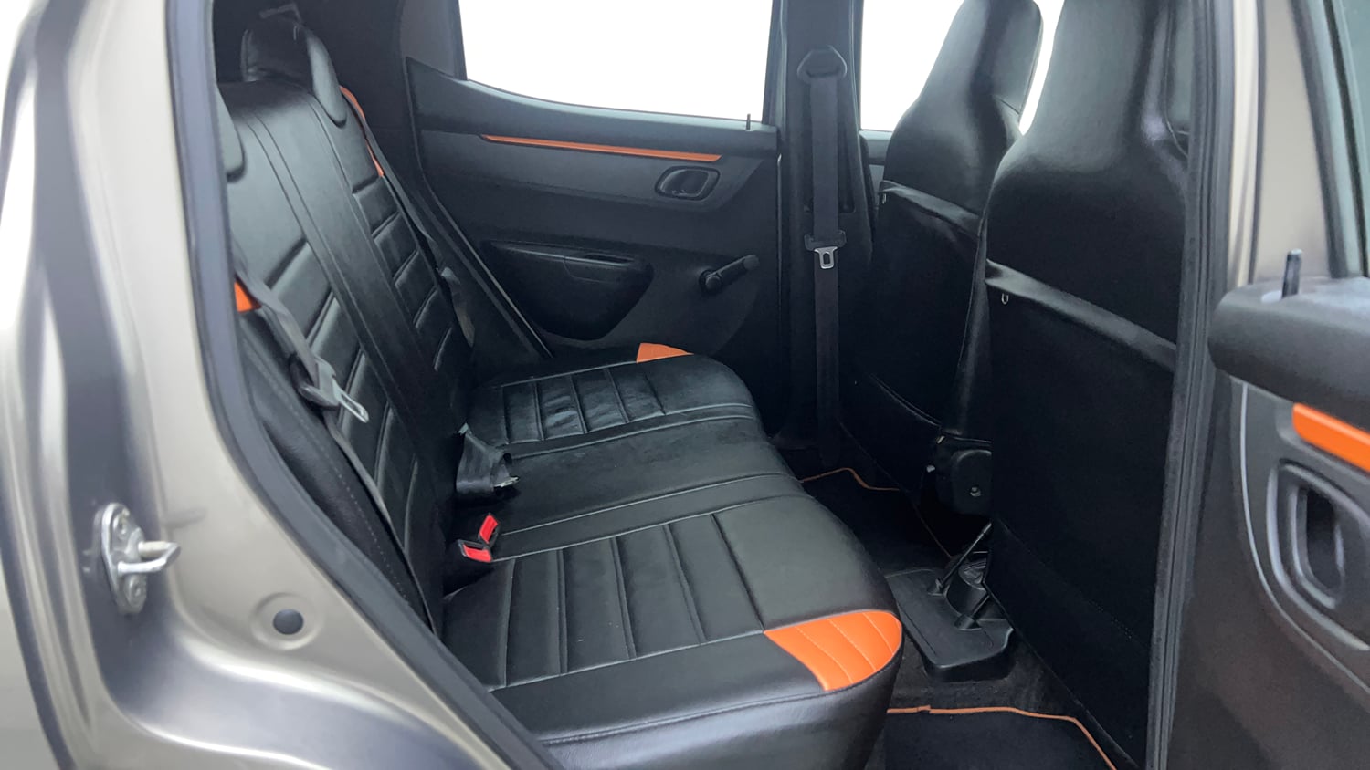 Used 2017 Renault Kwid 1.0 RXT AMT Petrol Automatic interior RIGHT SIDE REAR DOOR CABIN VIEW