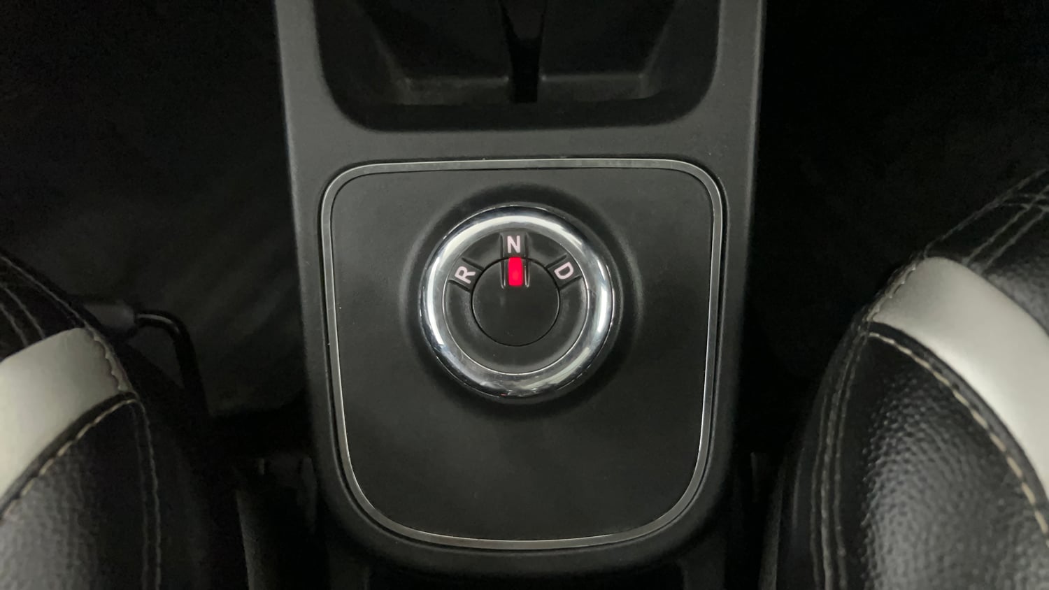 Used 2021 Renault Kwid Neotech RXL 1.0  AMT Petrol Automatic interior GEAR  KNOB VIEW