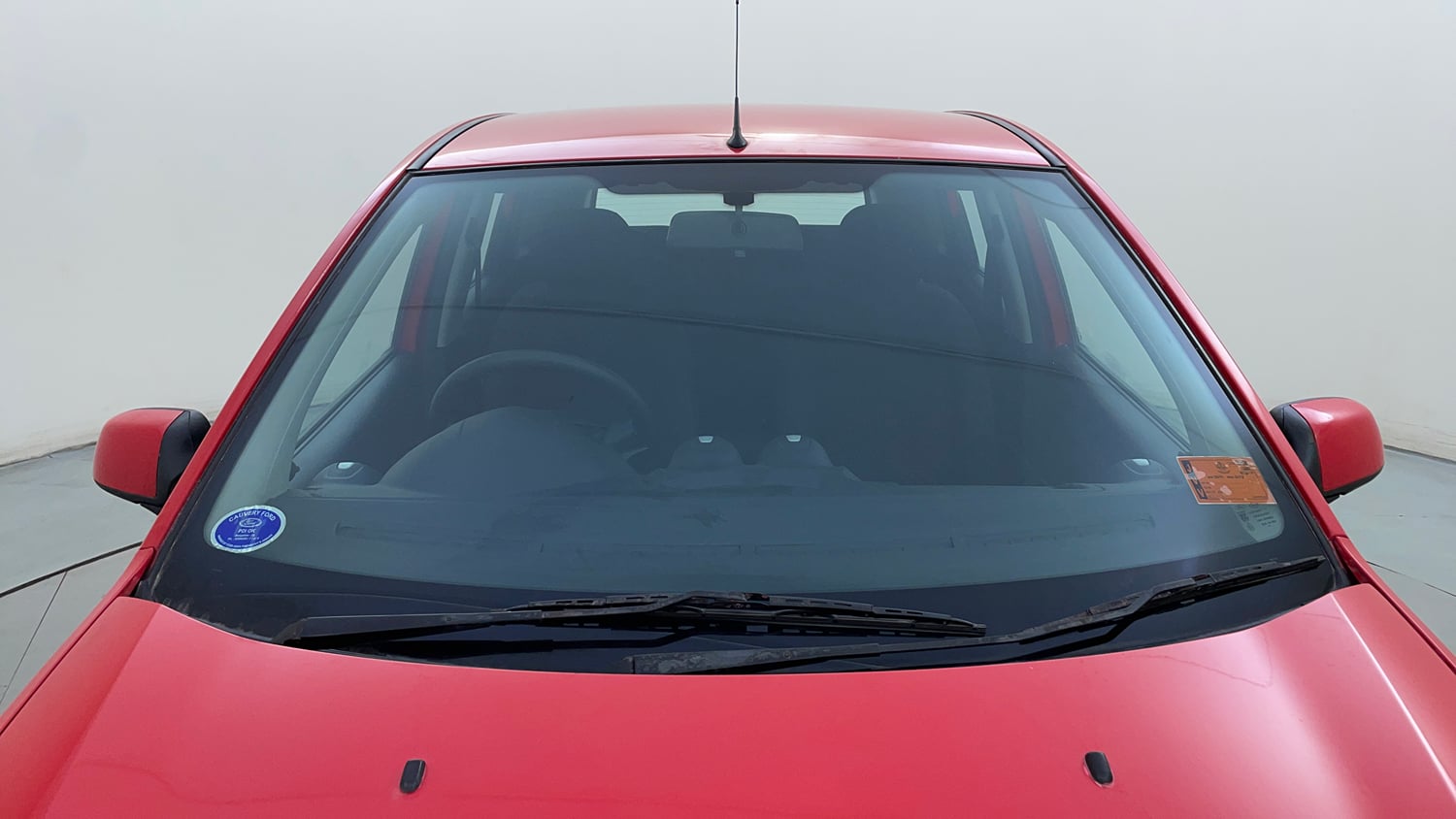 Used 2012 Ford Figo Duratec Petrol ZXI 1.2 Petrol Manual exterior FRONT WINDSHIELD VIEW
