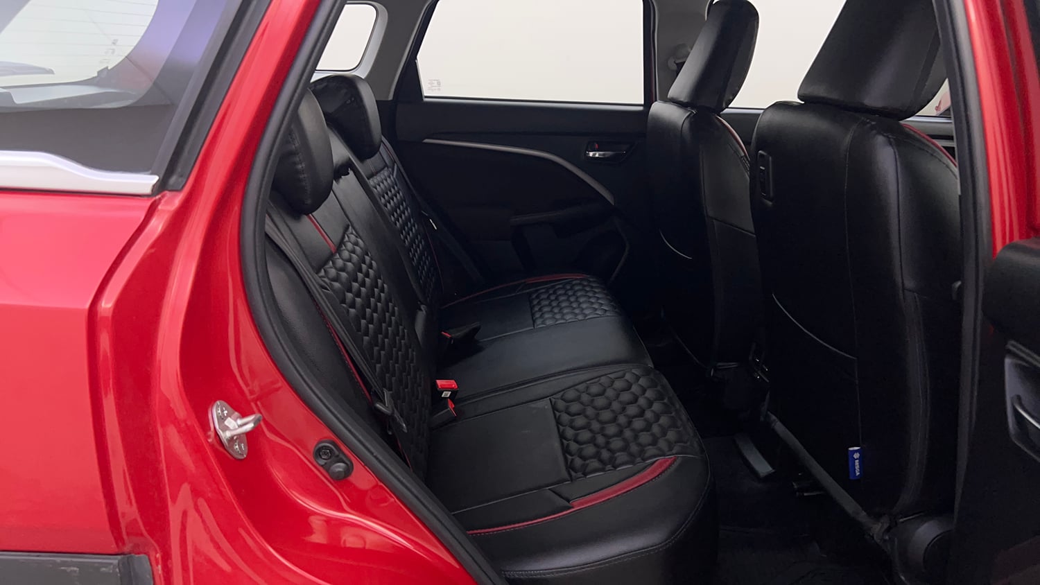 Used 2023 Maruti Suzuki Brezza Zxi Dual Tone Petrol Manual interior RIGHT SIDE REAR DOOR CABIN VIEW